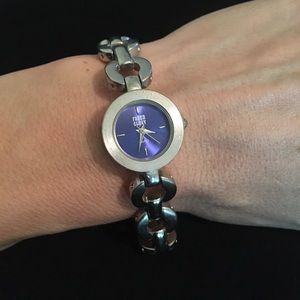 Vintage Faded Glory Blue Face Silver Tone Wrist Watch